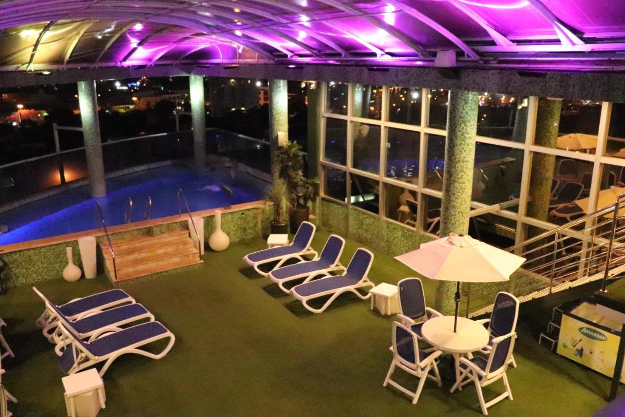 Luxsur Hotel Encarnacion Exterior photo